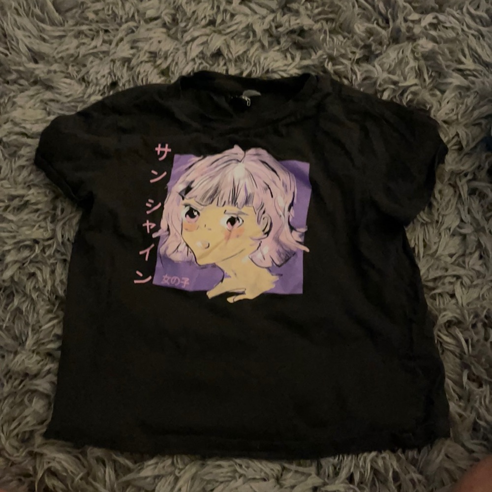 Cute anime girl crop top!
